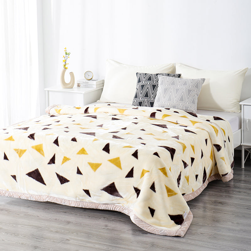 Triangle Design Blanket