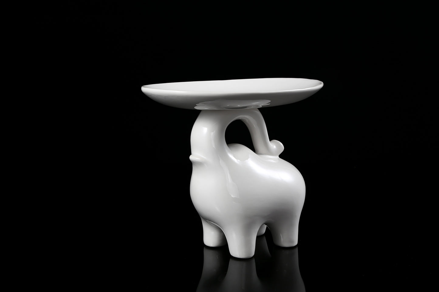 Elephant tray